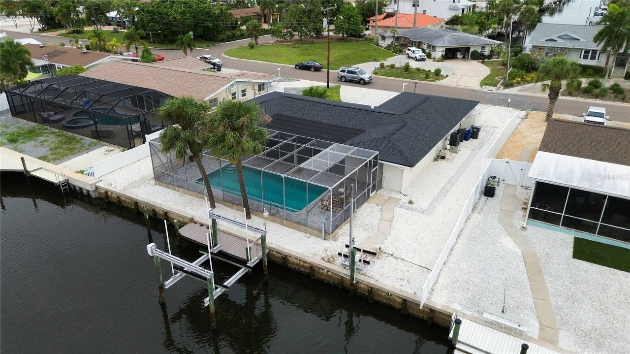 9911 Royal Palm Dr., Bradenton, FL 34210