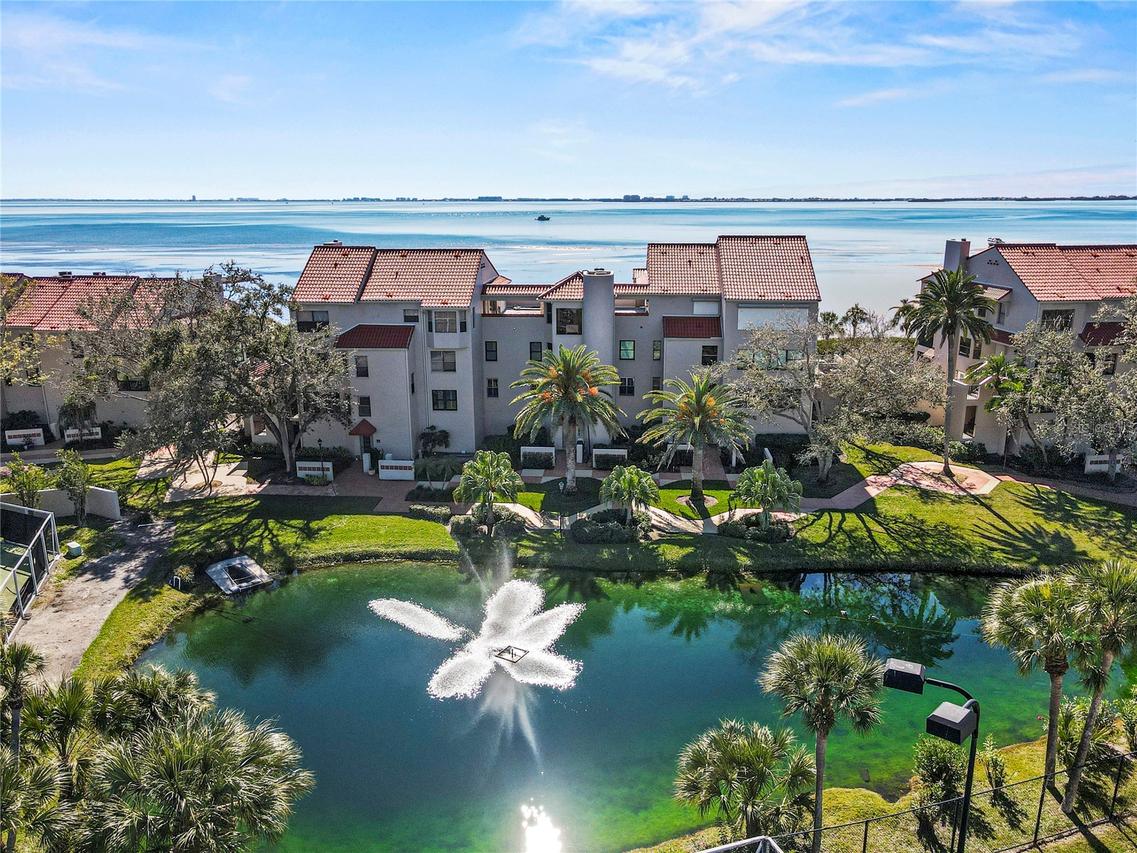 4565 Bay Club Dr. #27, Bradenton, FL 34210