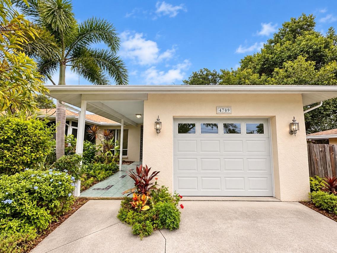 4709 Brooksdale Dr., Sarasota, FL 34232