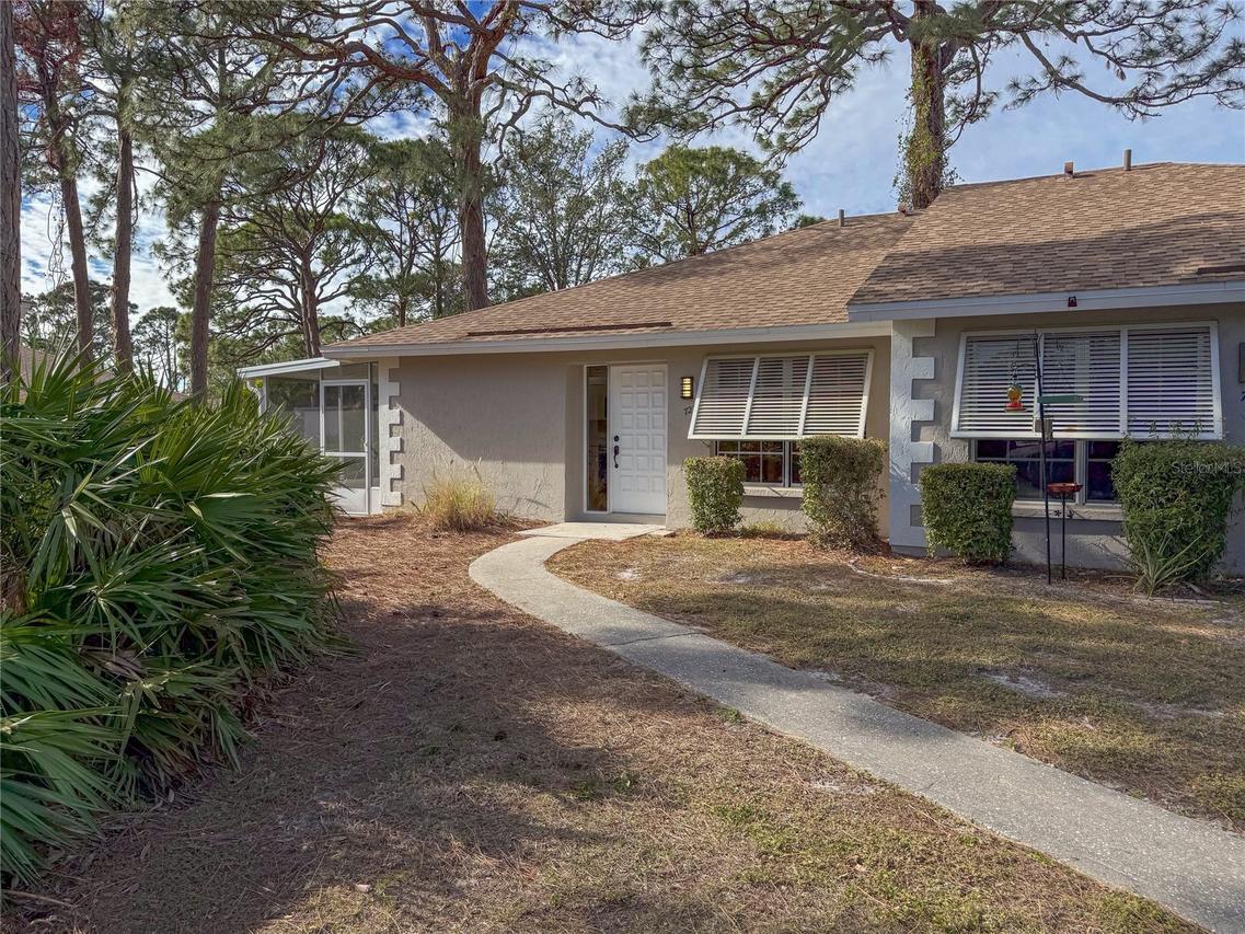 727 N Jefferson Ave., Sarasota, FL 34237