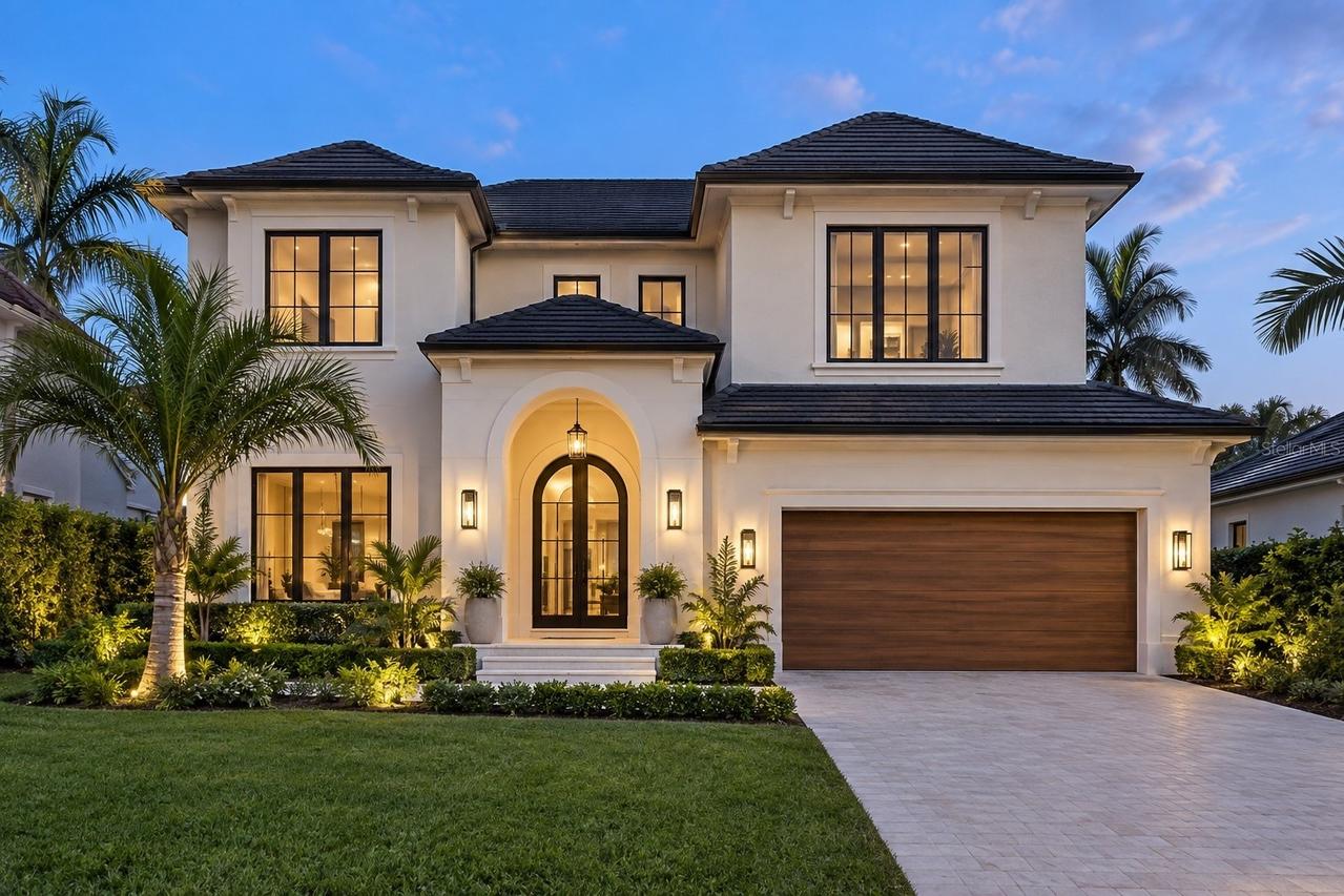 2374 Floyd St., Sarasota, FL 34239