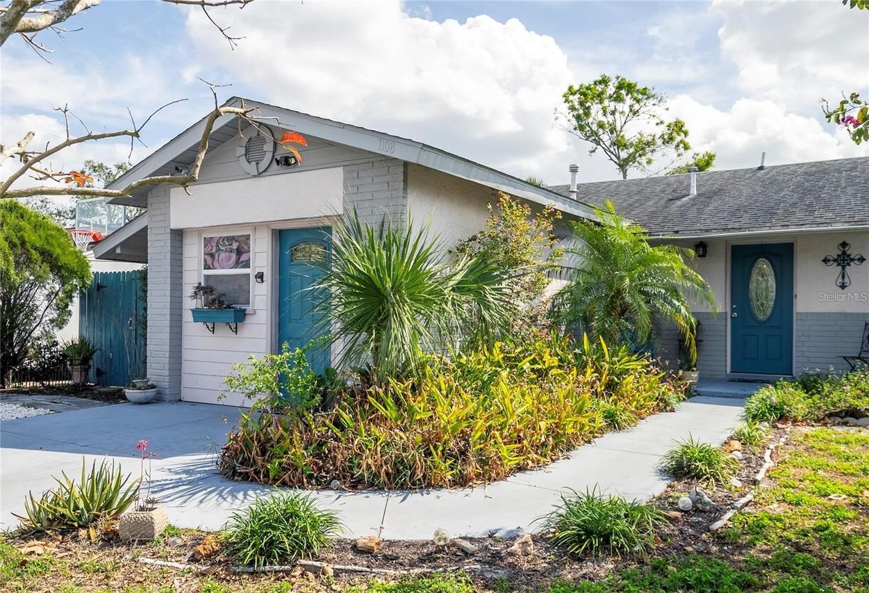 1108 65th Ave., Bradenton, FL 34207