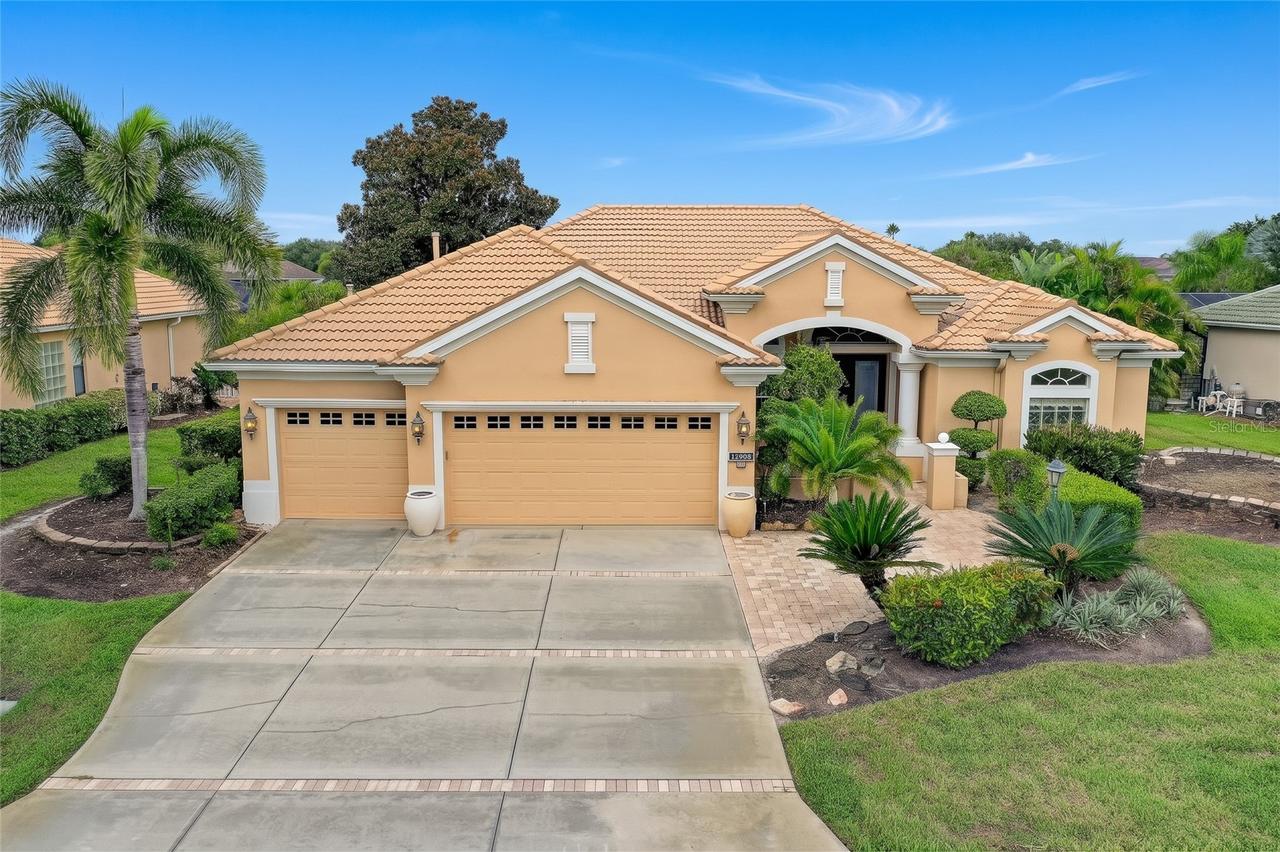 12306 Greenbrier Way, Lakewood Ranch, FL 34202