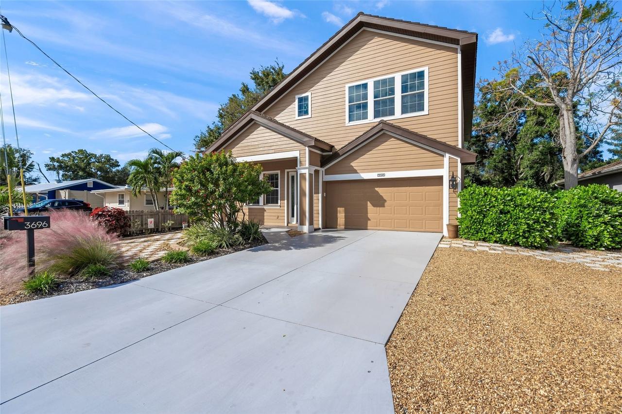 3696 Sawyer Rd., Sarasota, FL 34232