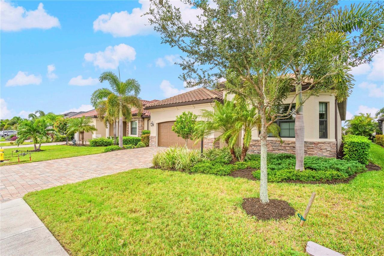 5634 Cheech Glen, Lakewood Ranch, FL 34211
