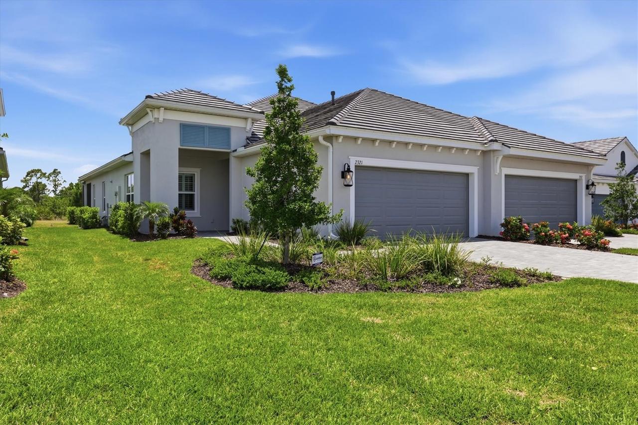 2321 Blue Mahoe Ln., Sarasota, FL 34240
