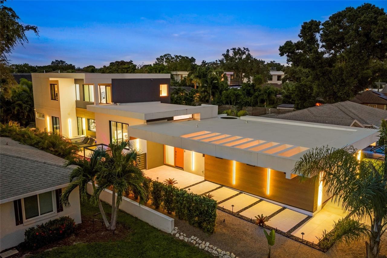 2149 Hyde Park St., Sarasota, FL 34239
