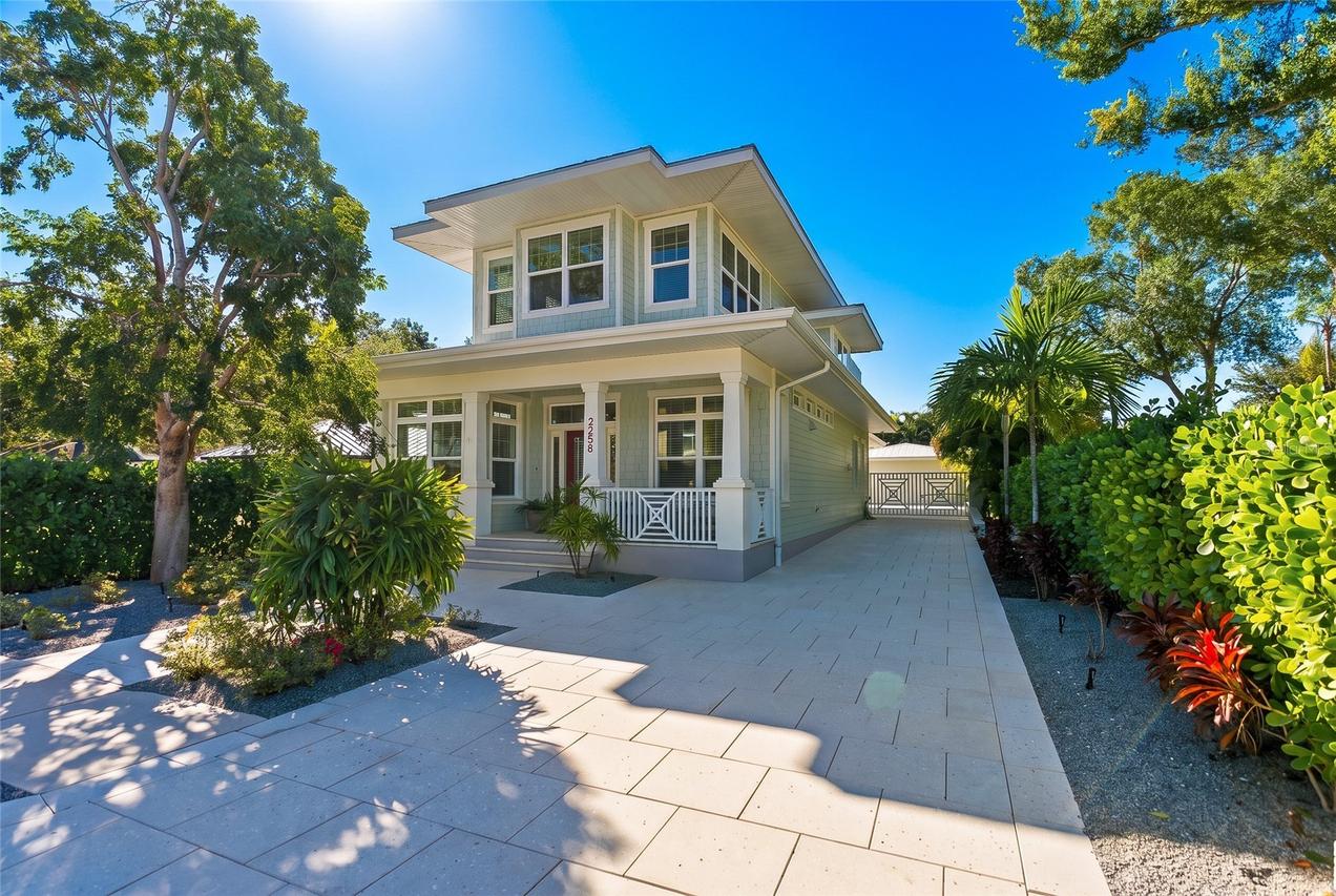 2258 Hillview St., Sarasota, FL 34239
