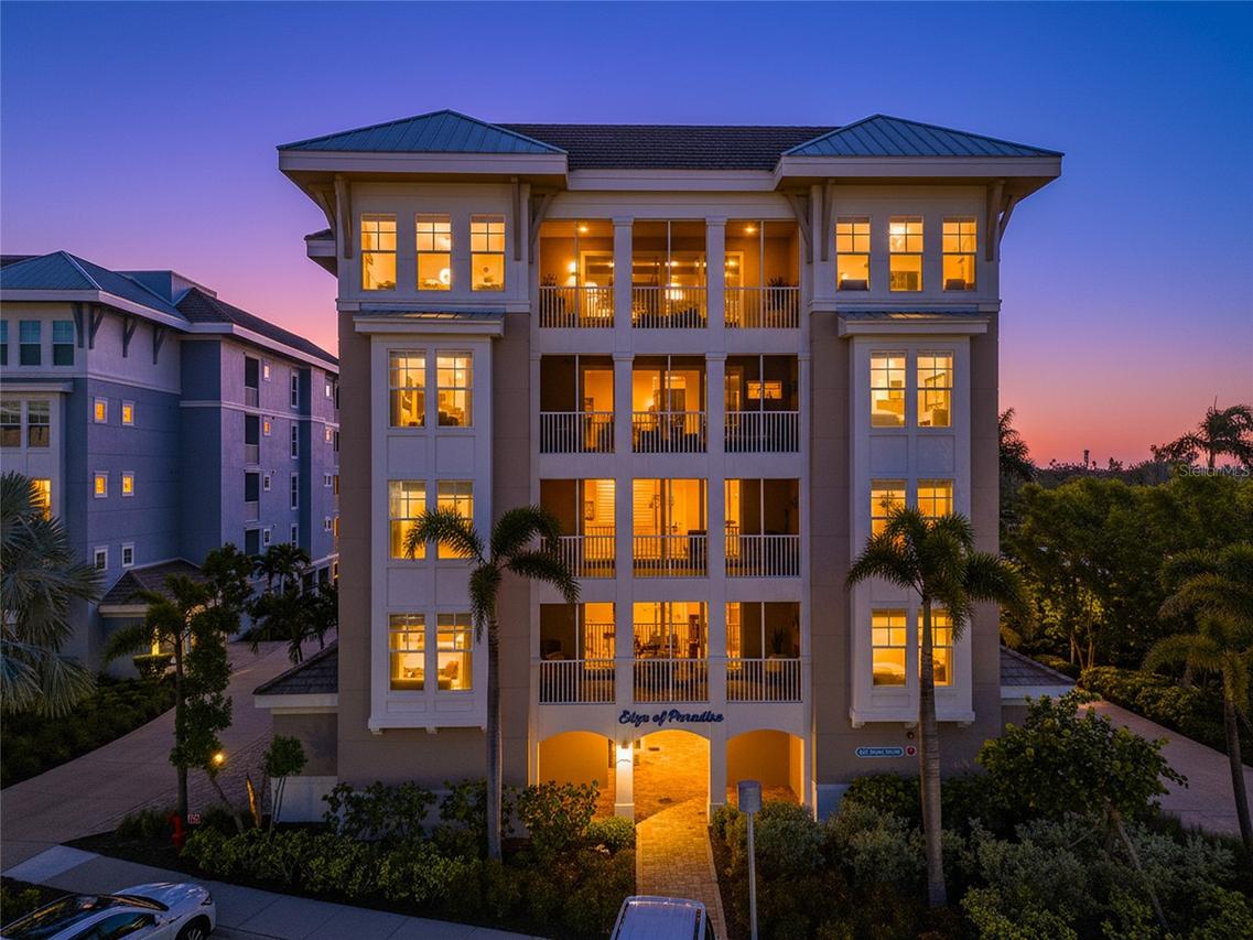 395 Aruba Cir. #203, Bradenton, FL 34209