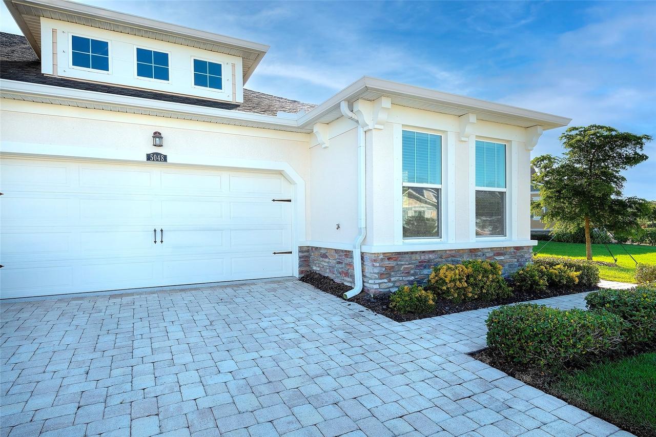5048 Course Dr., Sarasota, FL 34232