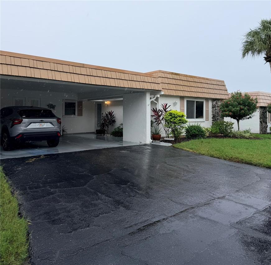 2320 Aquabluff Pl. #V274, Sarasota, FL 34231