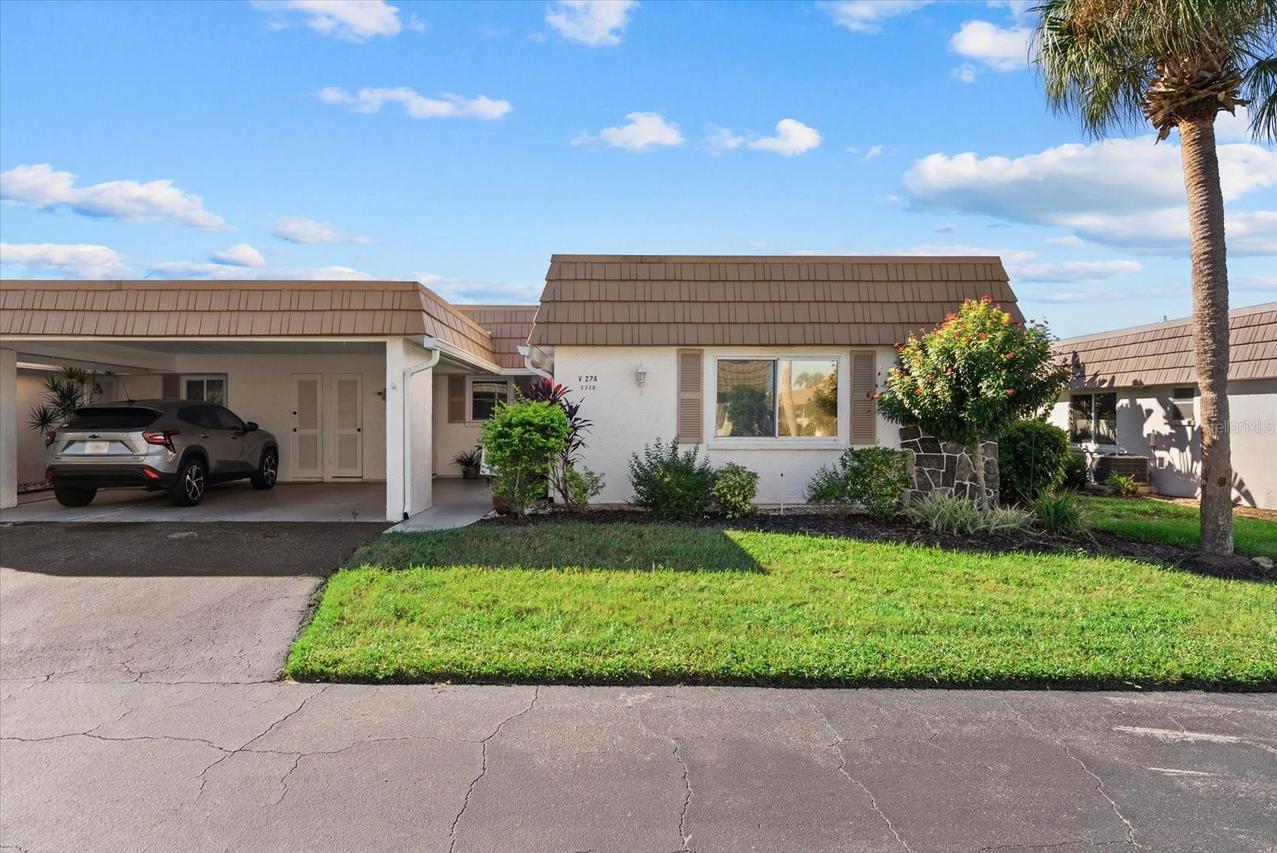 2320 Aquabluff Pl. #V274, Sarasota, FL 34231