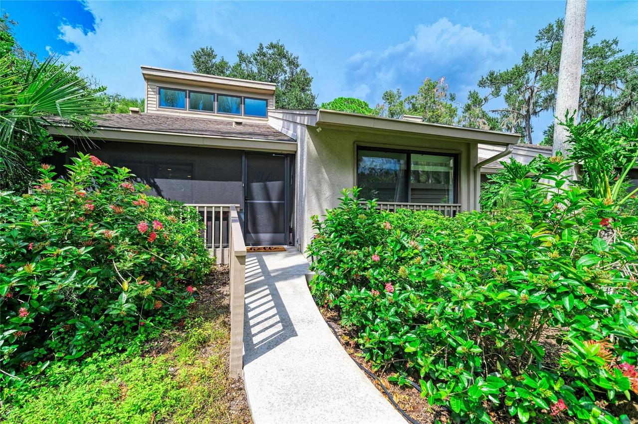 2403 Arboretum Cir. #29, Sarasota, FL 34232