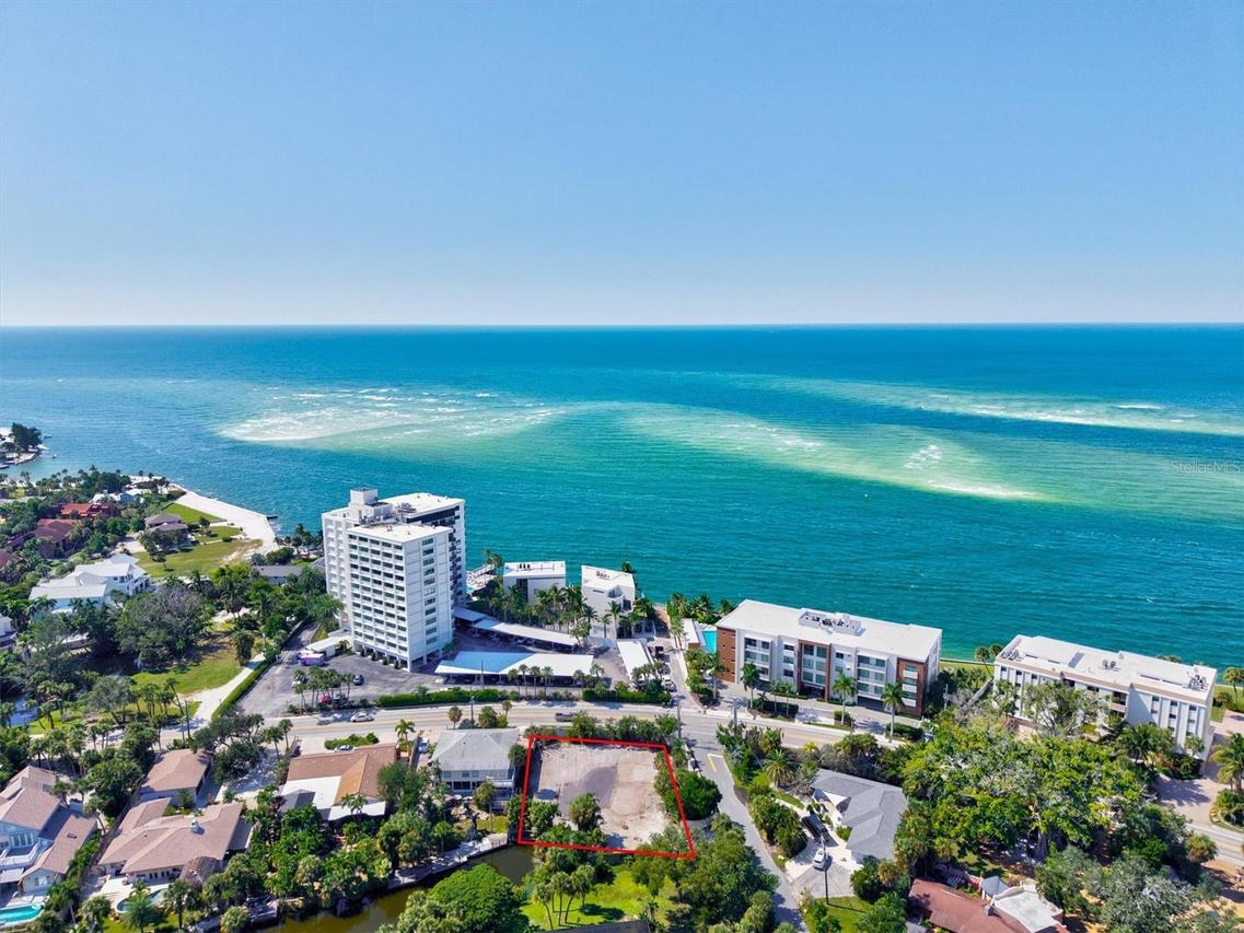 4805 Ocean Blvd., Sarasota, FL 34242