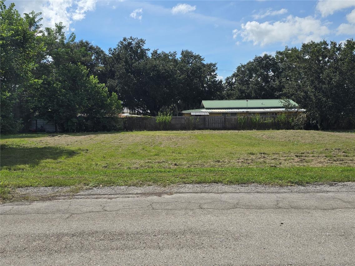 Cherokee Ave., Fort Meade, FL 33841