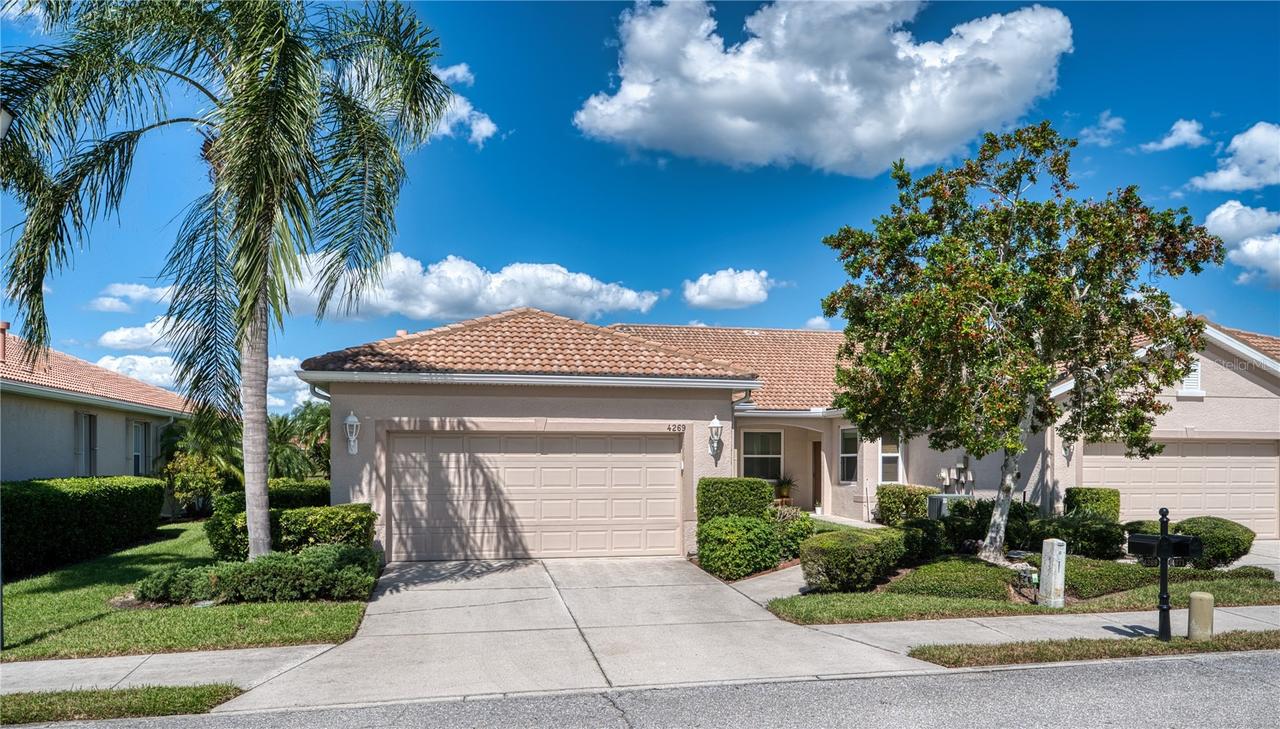 4269 Cascade Falls Dr., Sarasota, FL 34243
