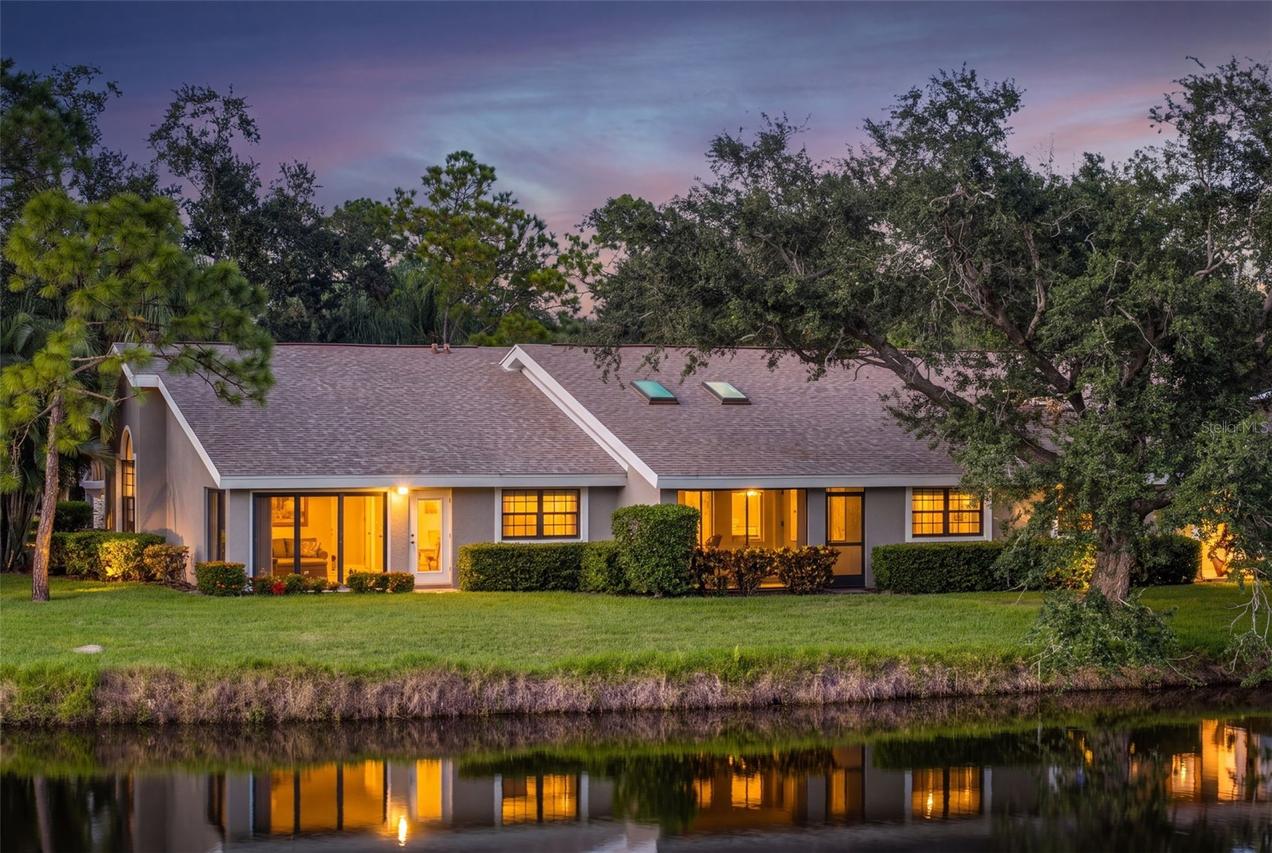 5472 Hampstead Heath #16, Sarasota, FL 34235