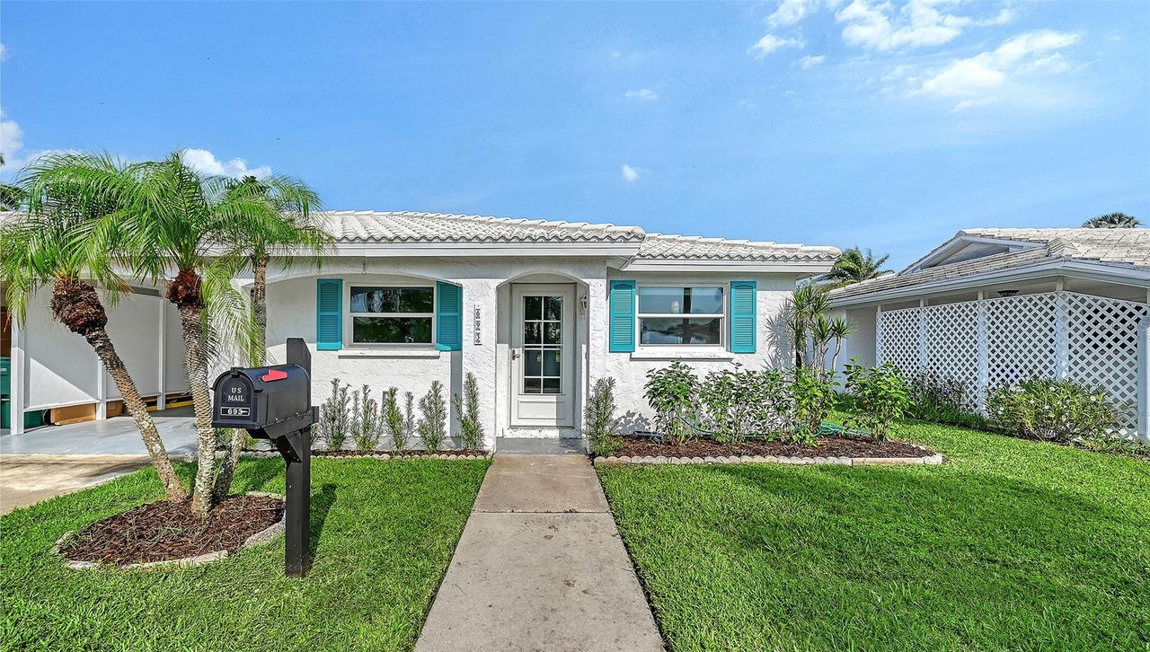 693 Spanish Dr. #24, Longboat Key, FL 34228