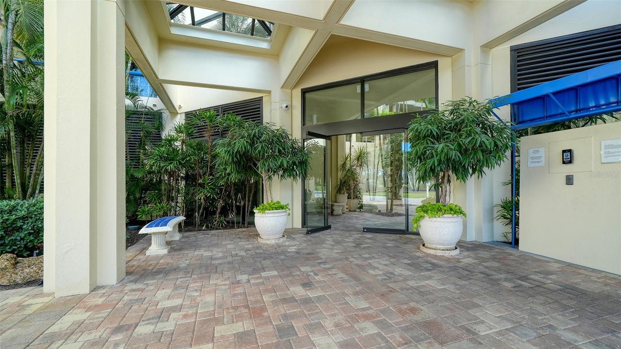 2110 Harbourside Dr. #523, Longboat Key, FL 34228