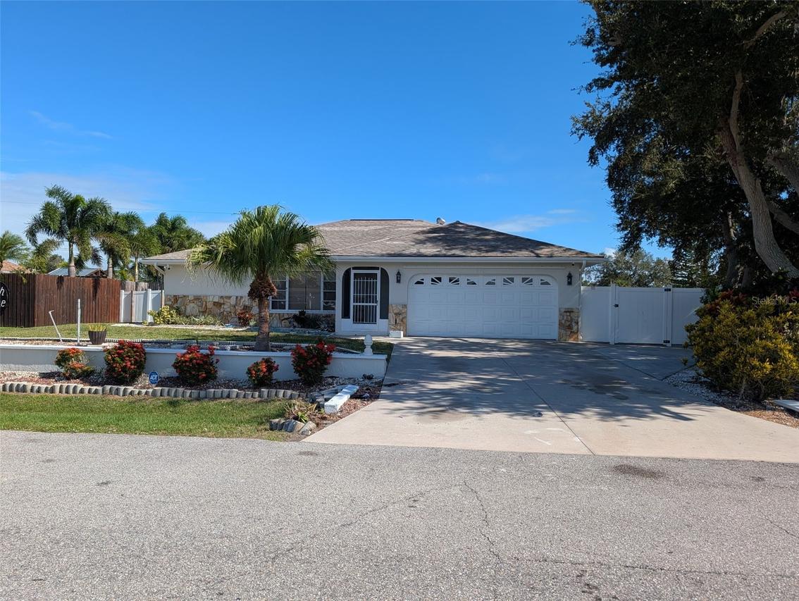 719 Acadia Rd., Venice, FL 34293