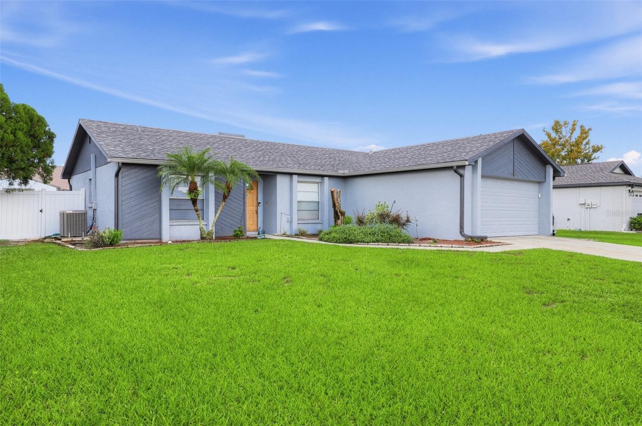1805 Lakewind Dr., Brandon, FL 33510