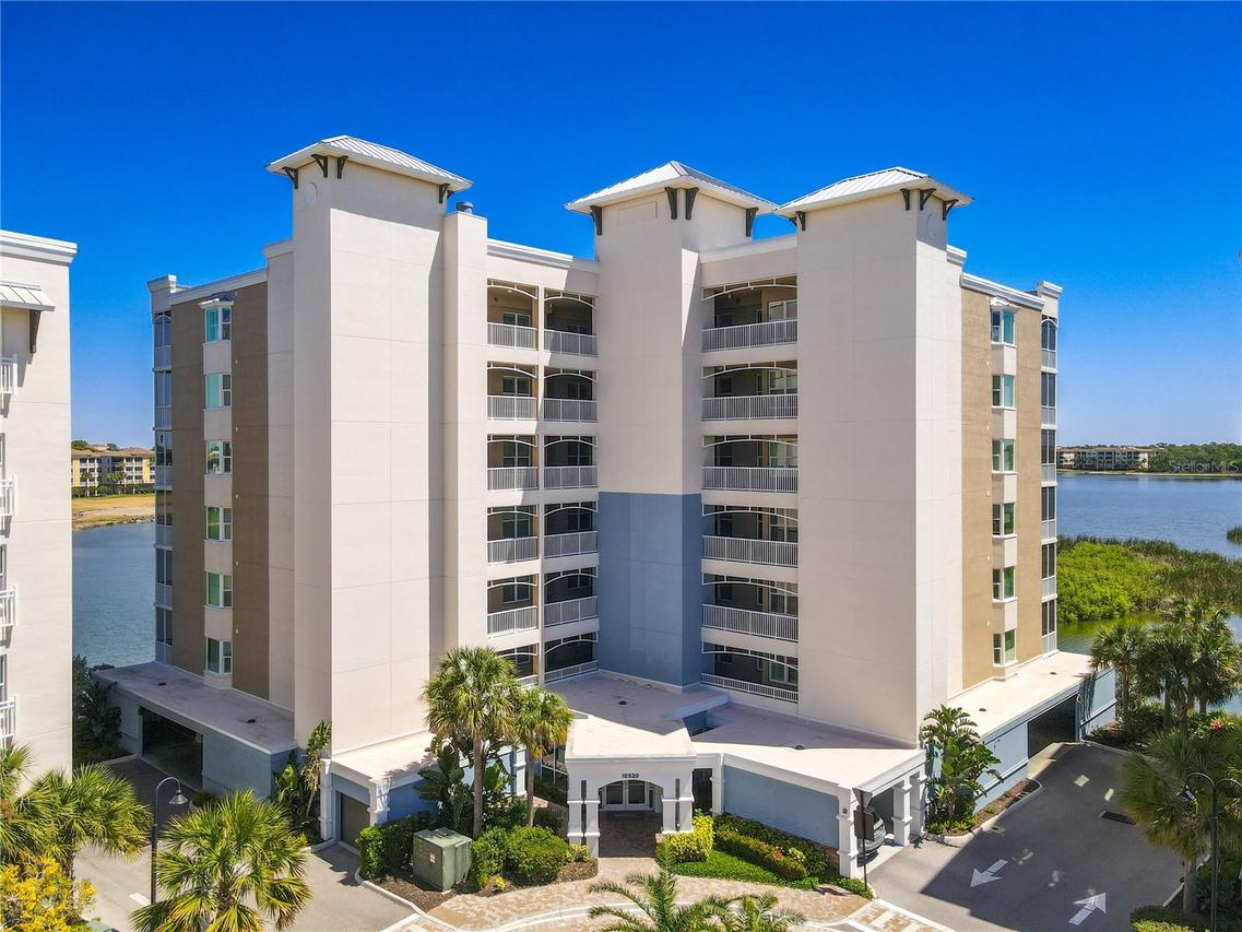 10520 Boardwalk Loop #302, Bradenton, FL 34202