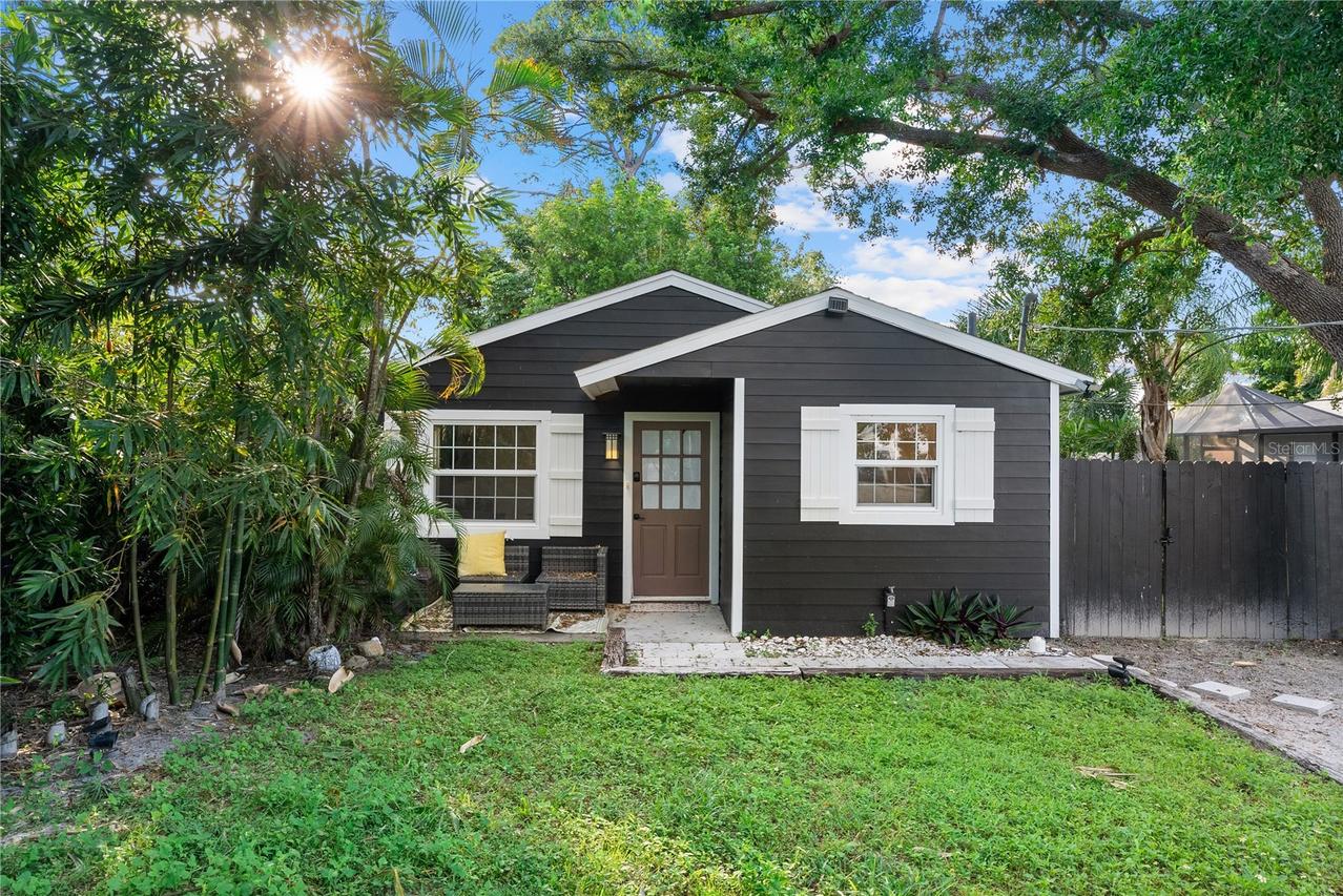 4210 Olive Ave., Sarasota, FL 34231