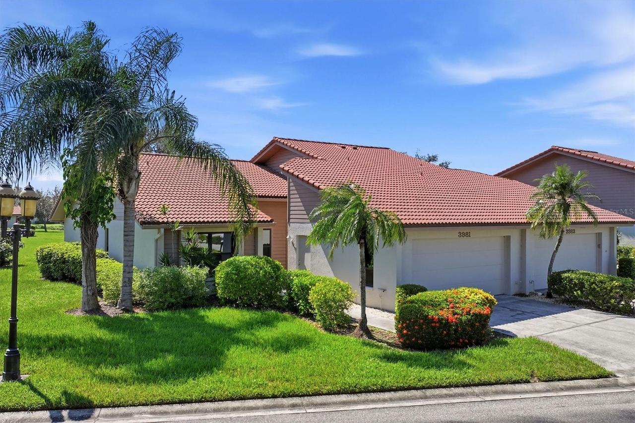 3981 Wilshire Cir. #195, Sarasota, FL 34238