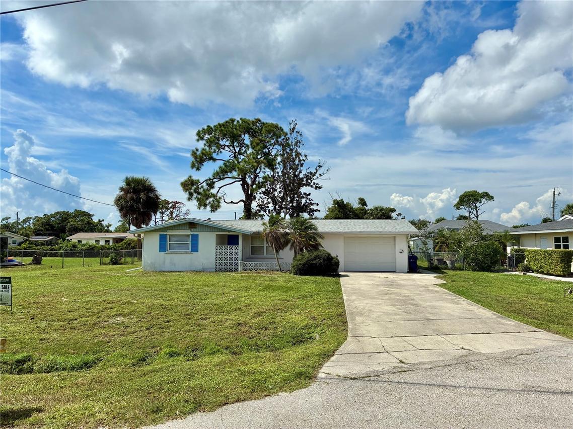 90 Harwich Cir., Englewood, FL 34223