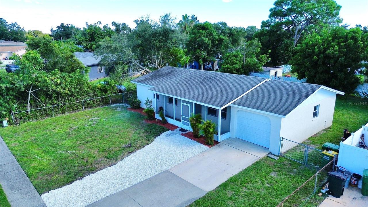 3110 8th St., Sarasota, FL 34237