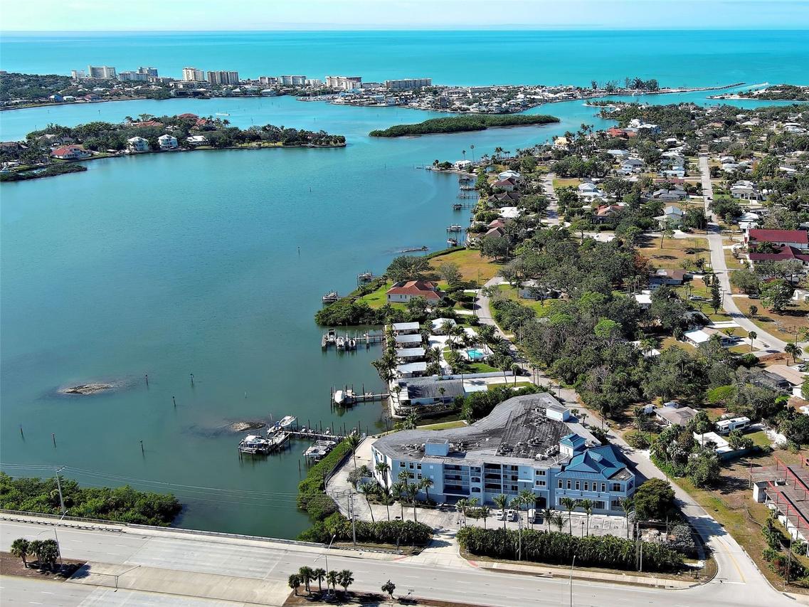 516 Tamiami Tr. #201, Nokomis, FL 34275