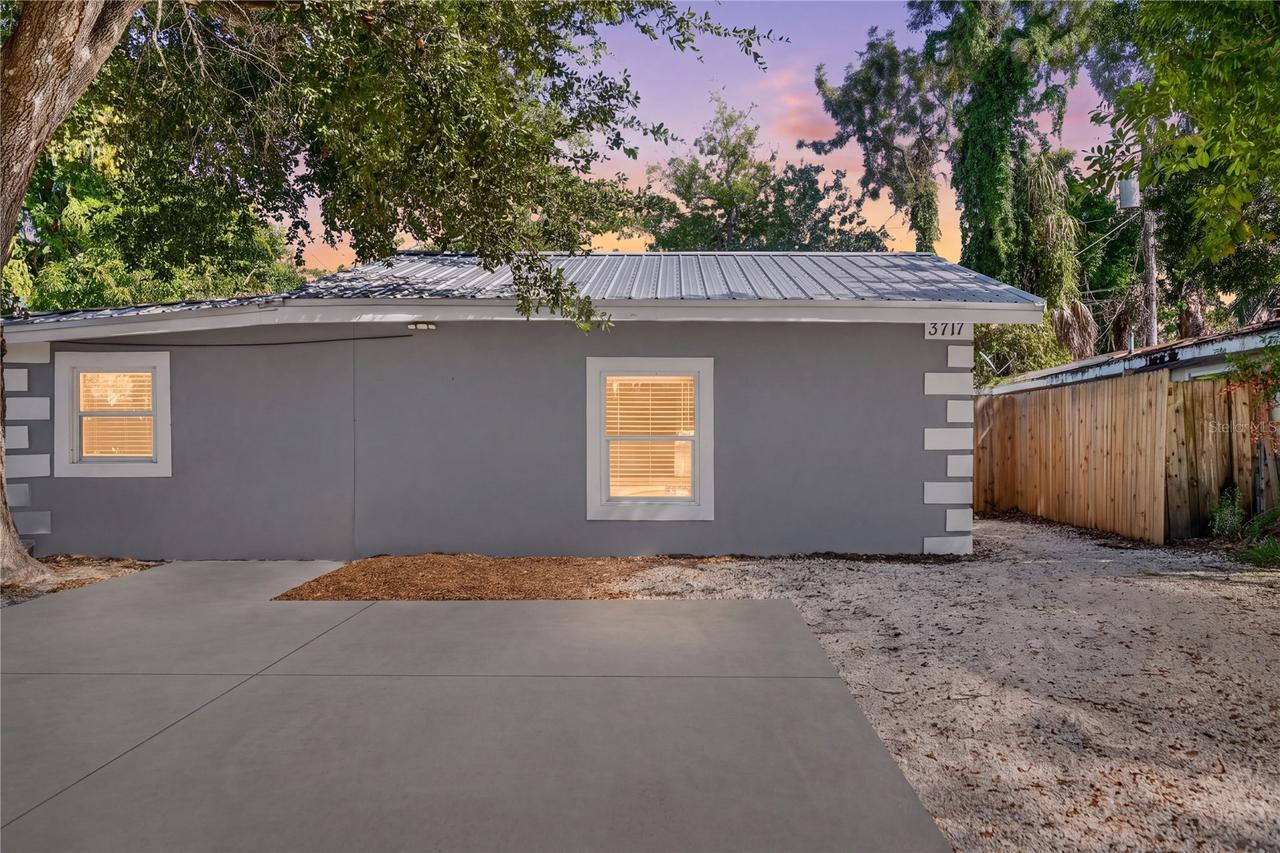 3717 16th St., Bradenton, FL 34205