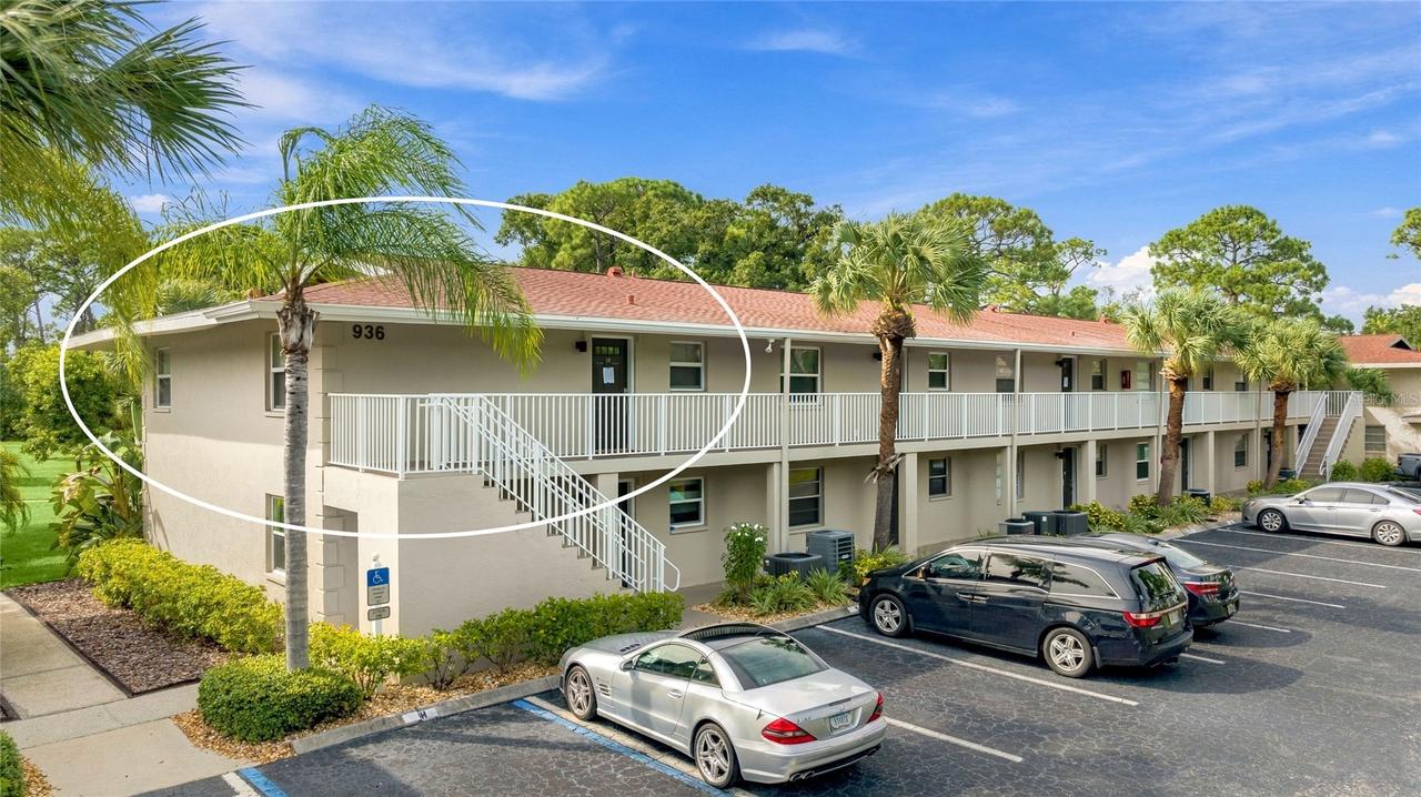 936 La Costa Cir. #10, Sarasota, FL 34237