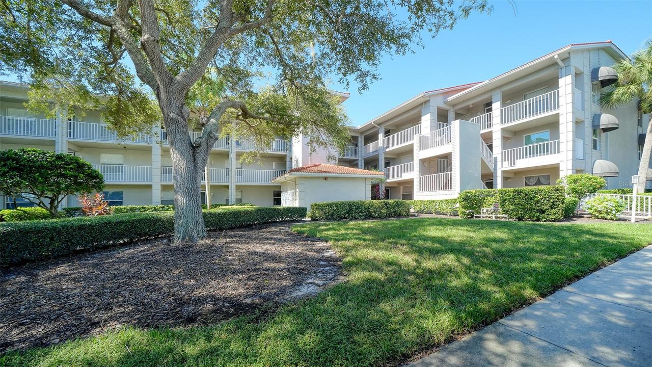 9330 Clubside Cir. #3110, Sarasota, FL 34238