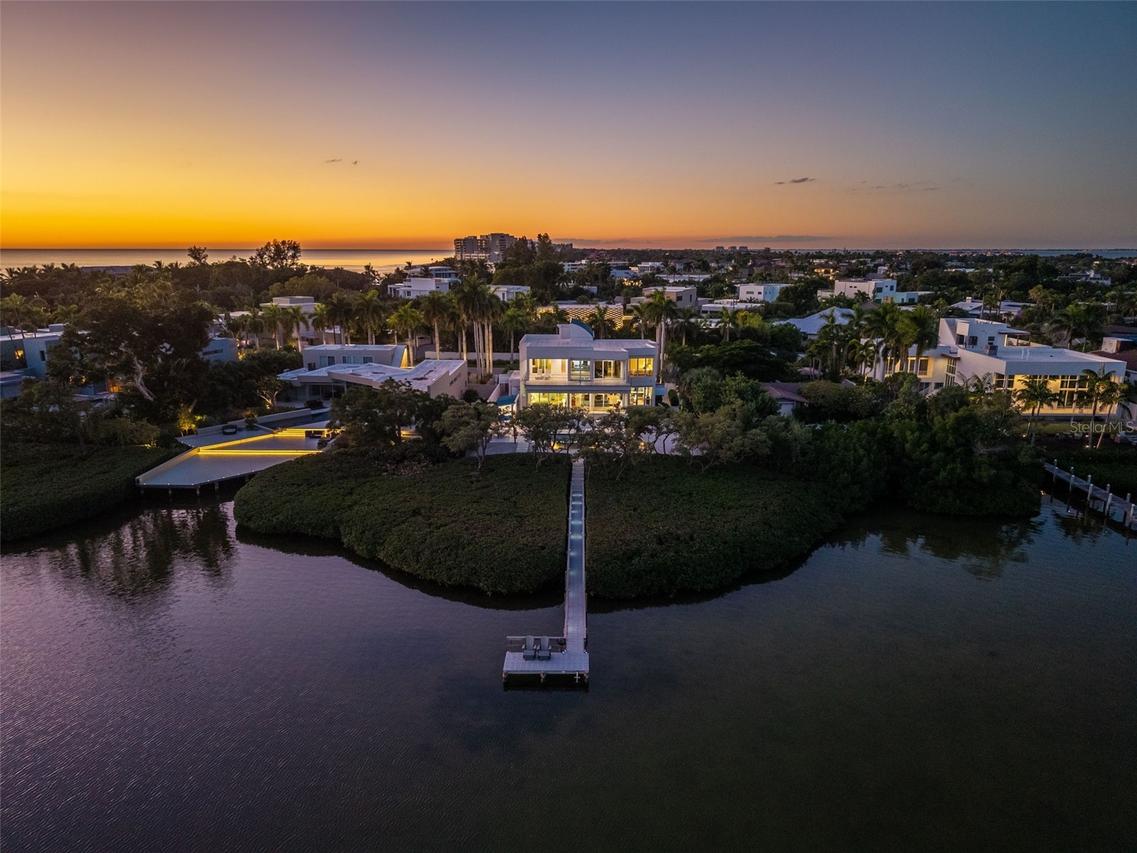 222 Morningside Dr., Sarasota, FL 34236