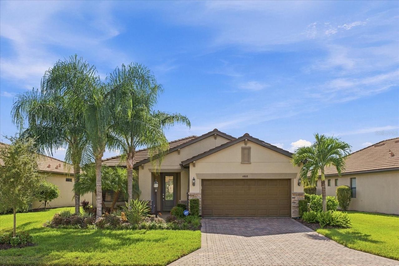6808 Chester Tr., Bradenton, FL 34202