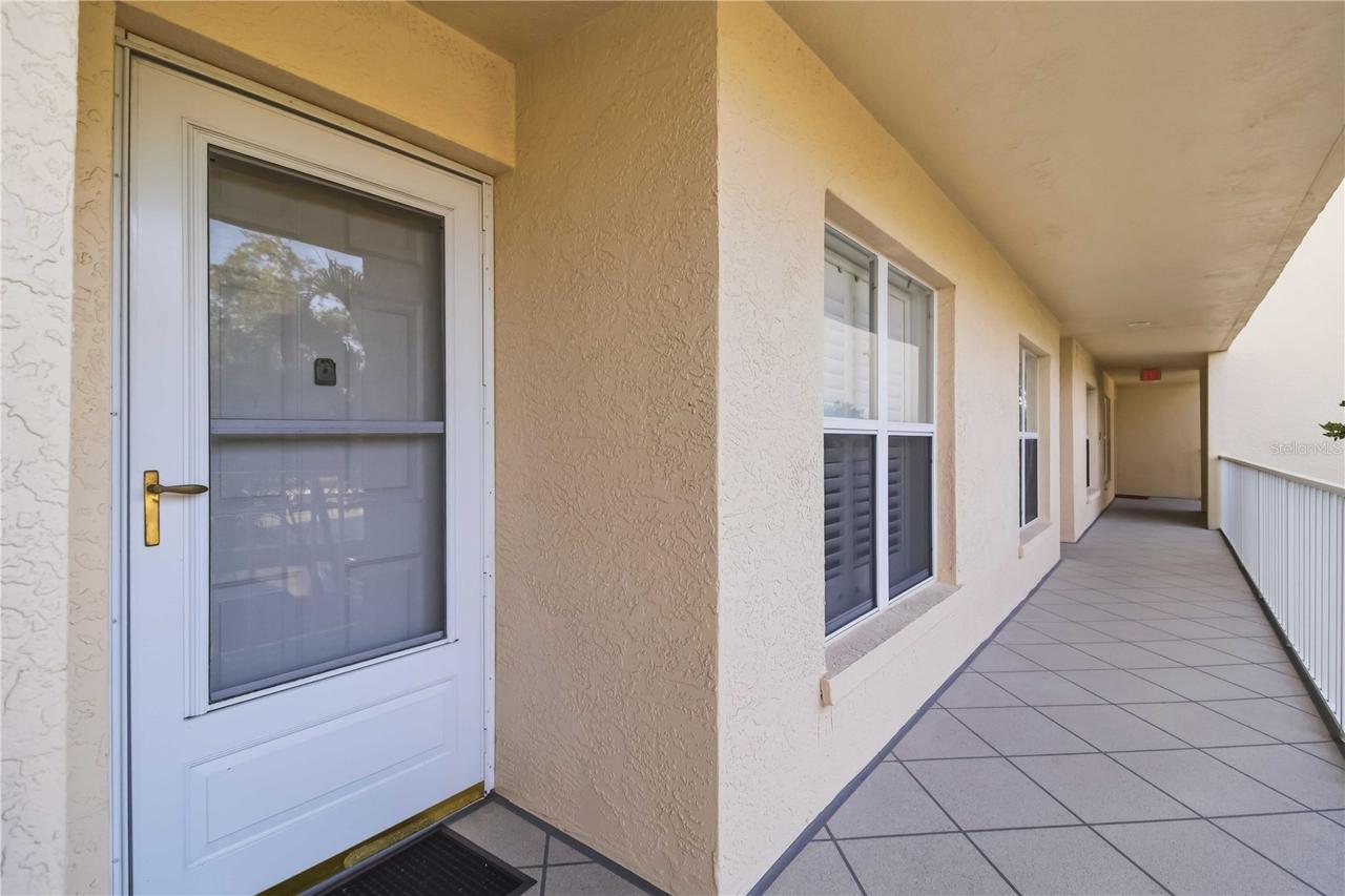 3950 Ironwood Cir. #205, Bradenton, FL 34209