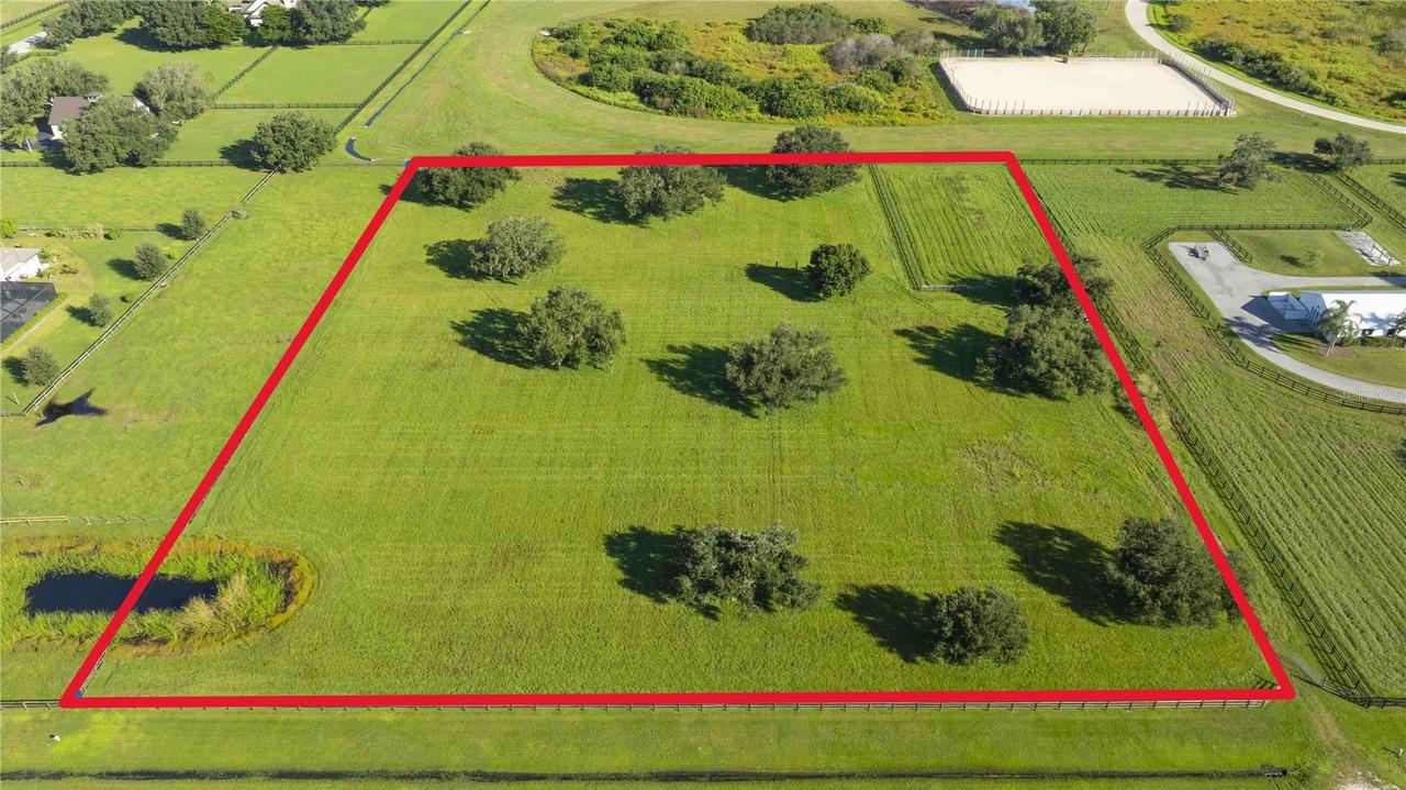 Whiskey Pond Ln., Sarasota, FL 34240