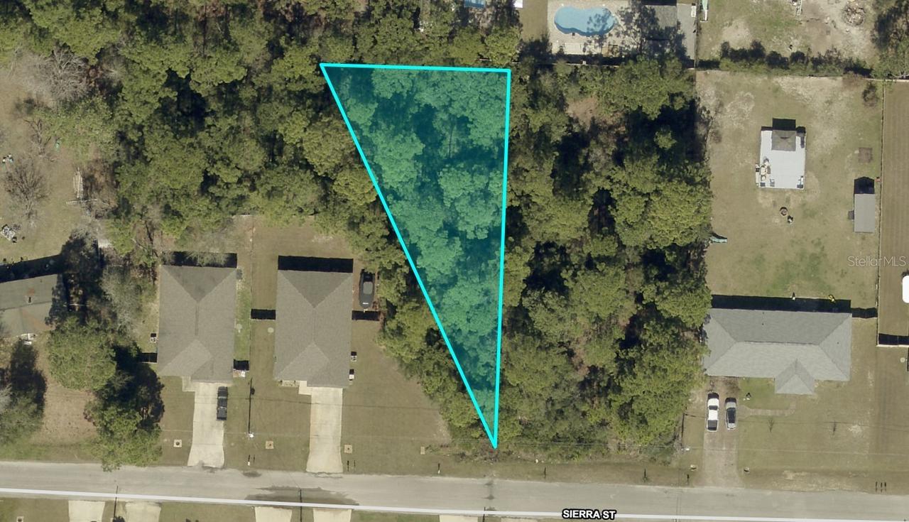 8110 Sierra St., Navarre, FL 32566