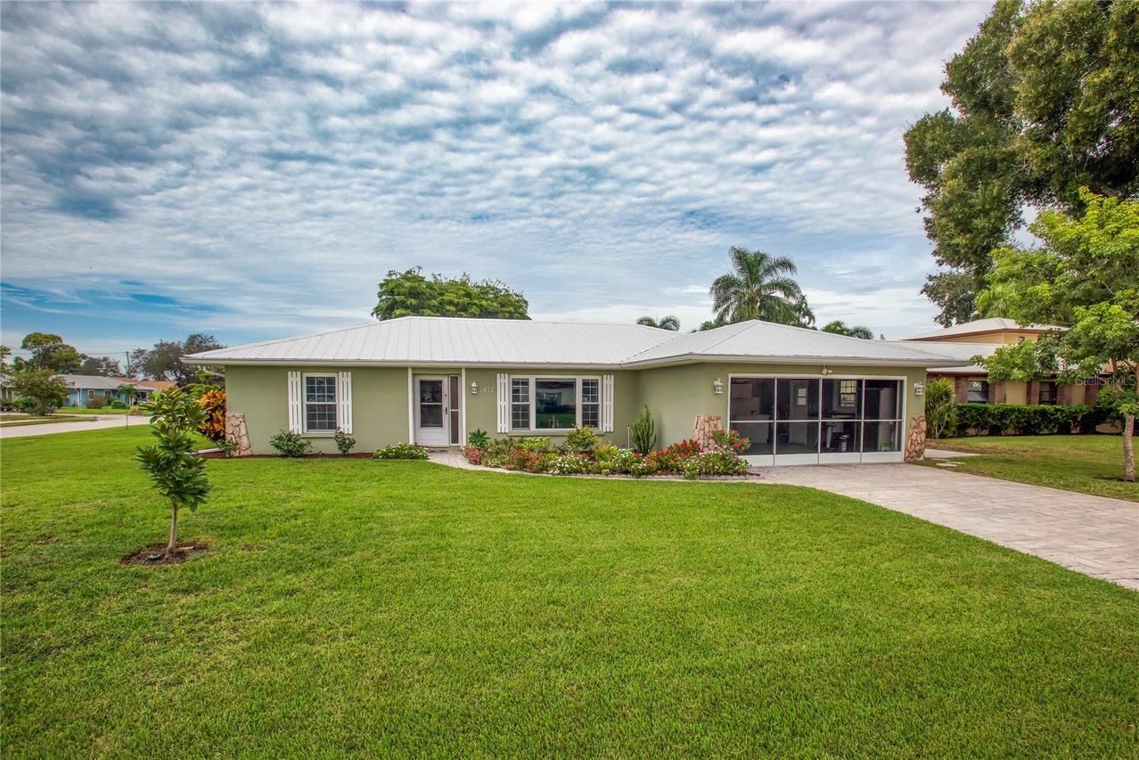 2812 67th St., Bradenton, FL 34209