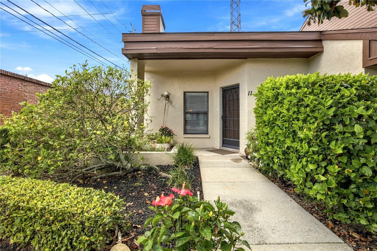 2815 Countrybrook Dr. #11, Palm Harbor, FL 34684