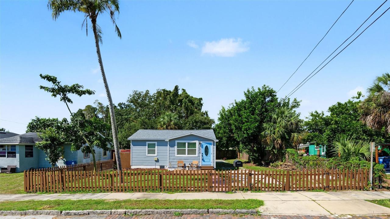 1815 12th St., St Petersburg, FL 33705