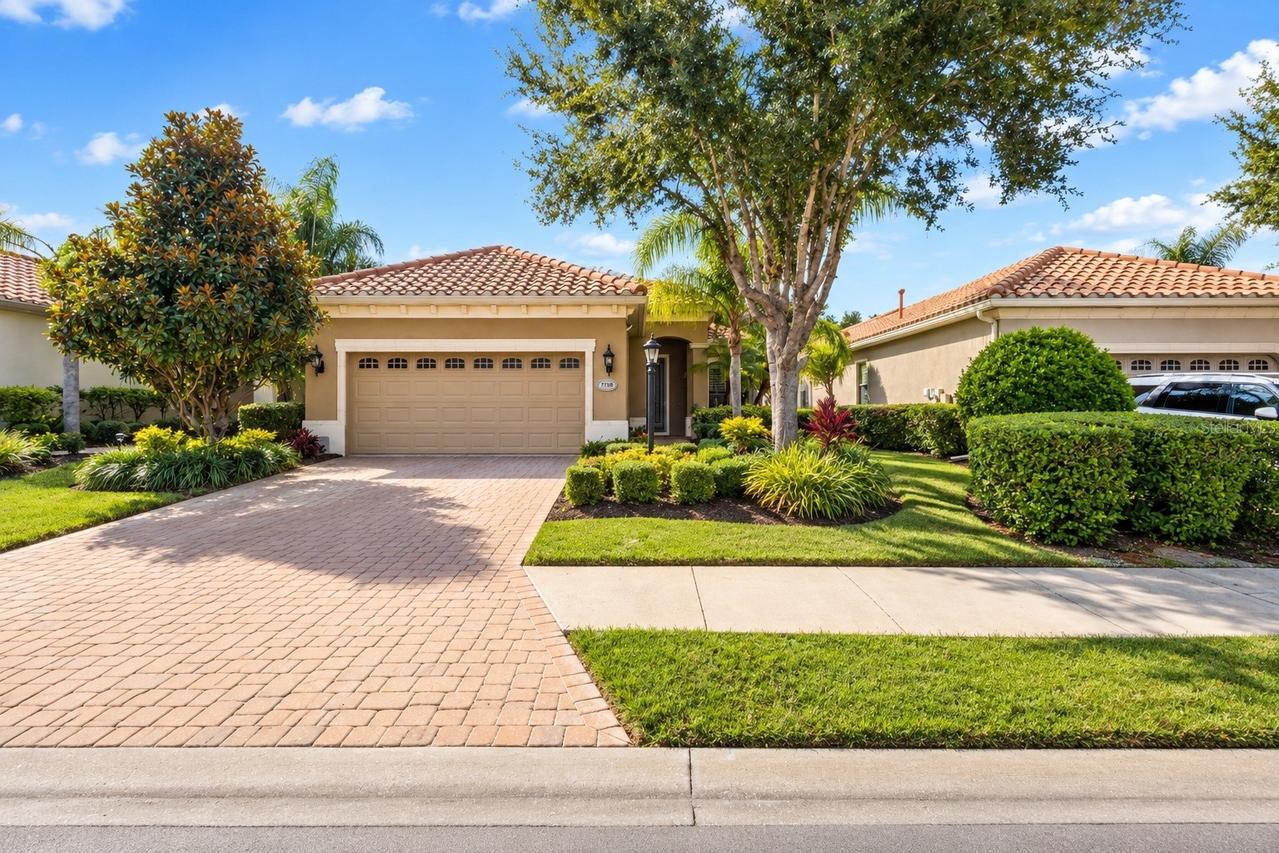 7138 Westhill Ct., Lakewood Ranch, FL 34202