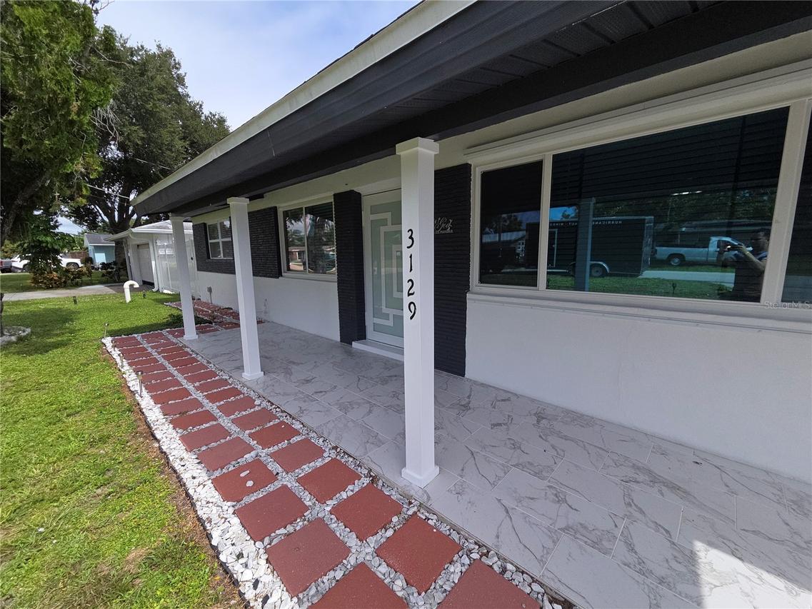 3129 Baldwin Ave., Sarasota, FL 34232