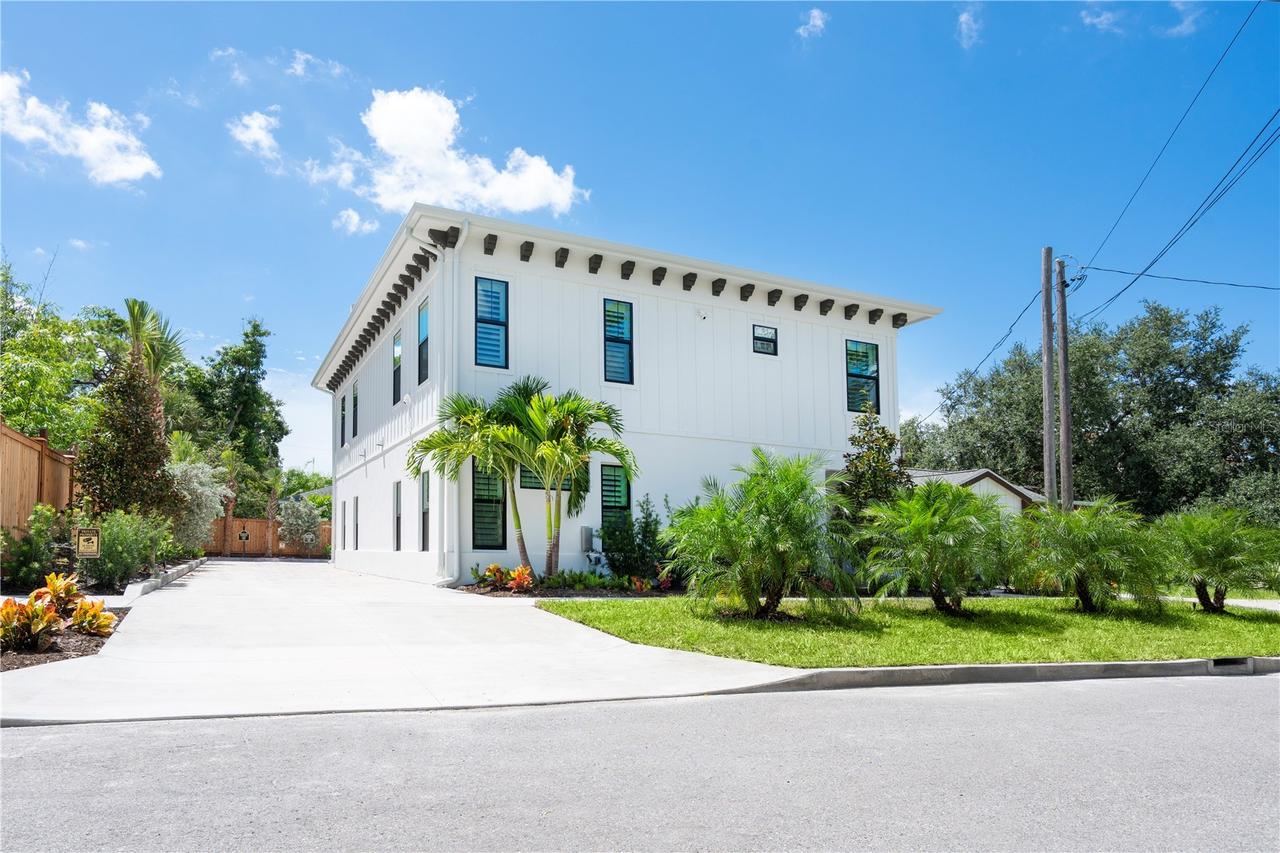 1234 15th St., Sarasota, FL 34236