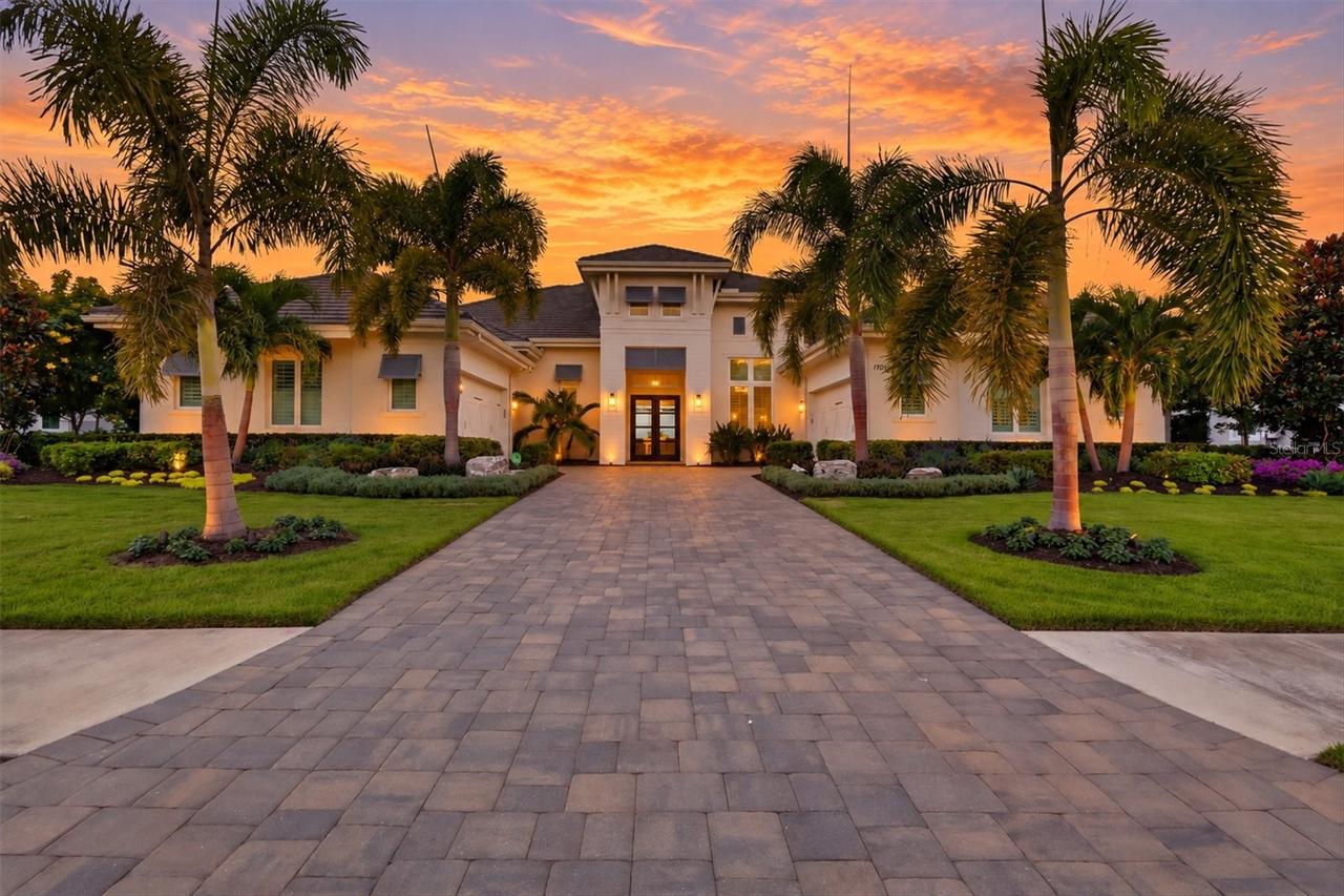 17015 Clearlake Ave., Lakewood Ranch, FL 34202