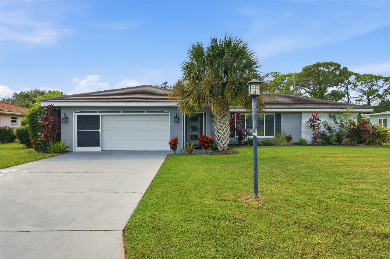 204 Monet Dr., Nokomis, FL 34275