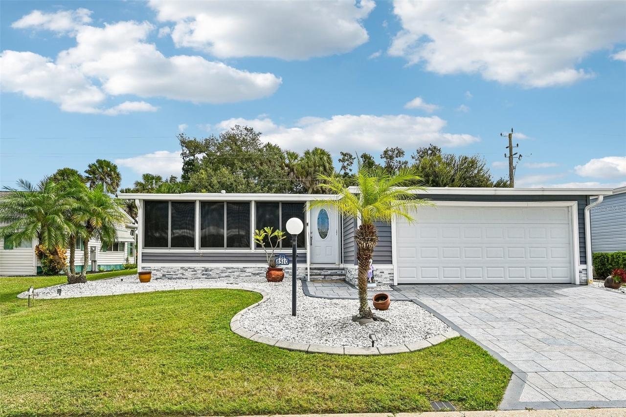 8510 Countess Avenue Cir., Palmetto, FL 34221