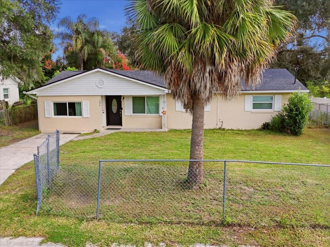 1096 Carefree Cove Dr., Winter Haven, FL 33881