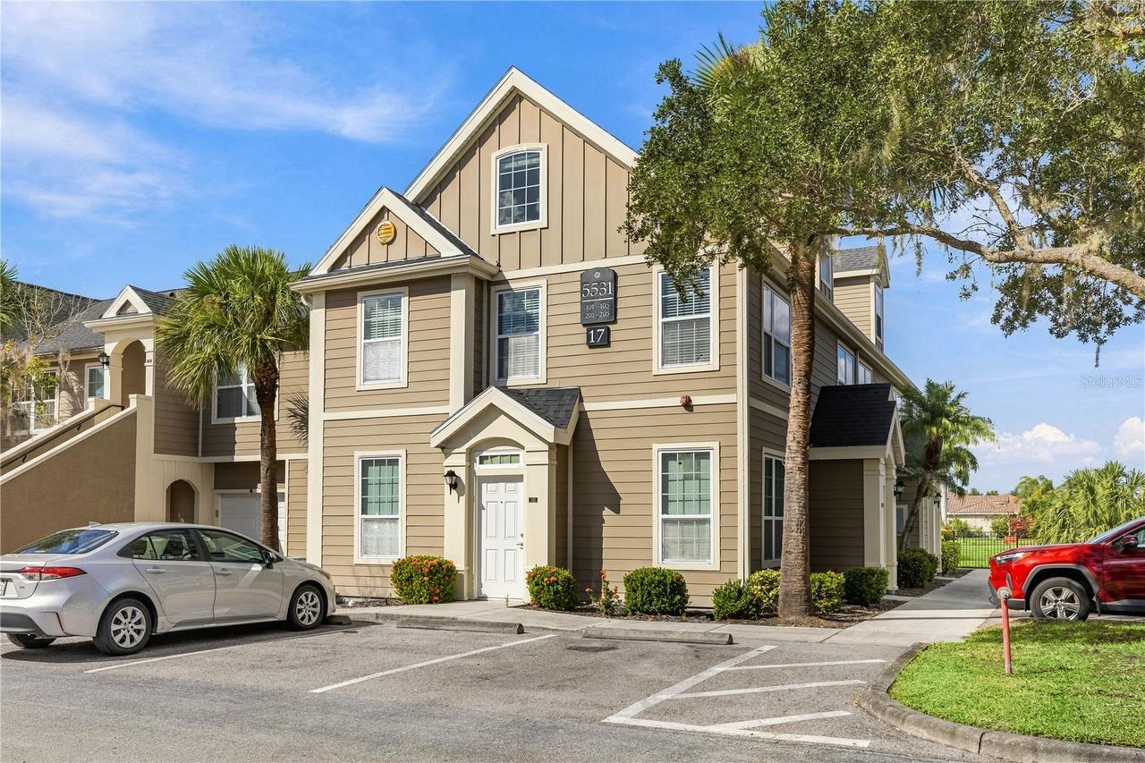 5531 Rosehill Rd. #203, Sarasota, FL 34233